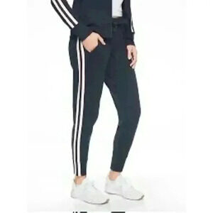Athleta Metro Track Trim Jogger Women’s Size M Navy Captain Side Stripe